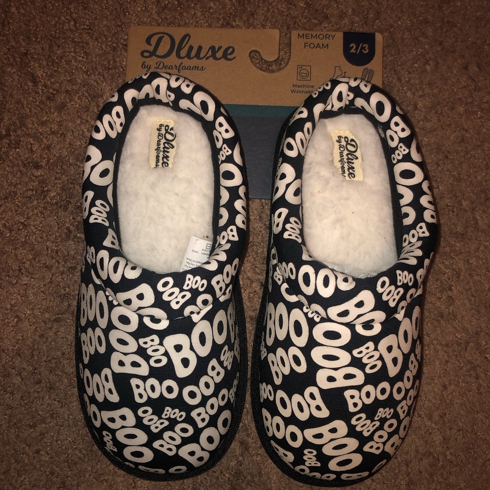Deluxe by Dearfoams Kids Halloween Slippers, Size 2/3, New With Tags